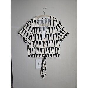 Maison d'Amelie Paris NWT Blouse Black & Cream Bold Box Crop  Geometric Print M